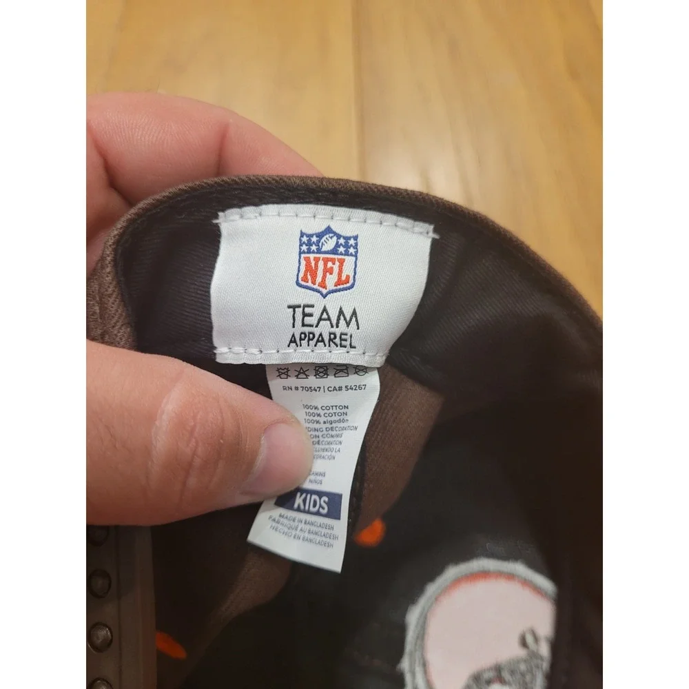 Kids CLEVELAND BROWNS NFL Football Snapback Hat Cap NWT